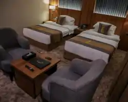 E hotel thumbnail